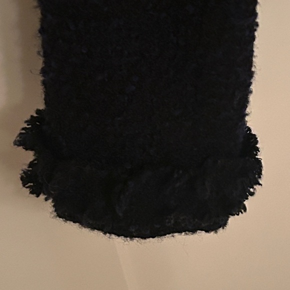 Chanel-Style Serrani Italy Navy Blue Ruffled Boucle Jacket, size 10 - Picture 9 of 12